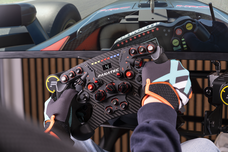 2025_10_29_ClubSport_SW_Formula_V25X_lifestyle_micro_center_9478